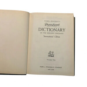 Vintage 1966 Funk & Wagnalls Standard Dictionary Volume 2 L-Z Hardcover